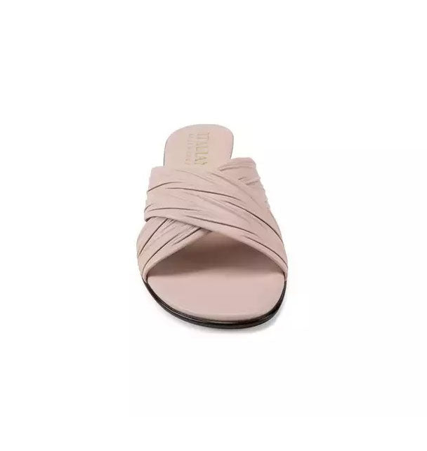 Italian Shoemakers, Kenny