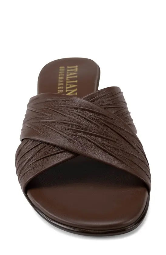 Italian Shoemakers, Kenny