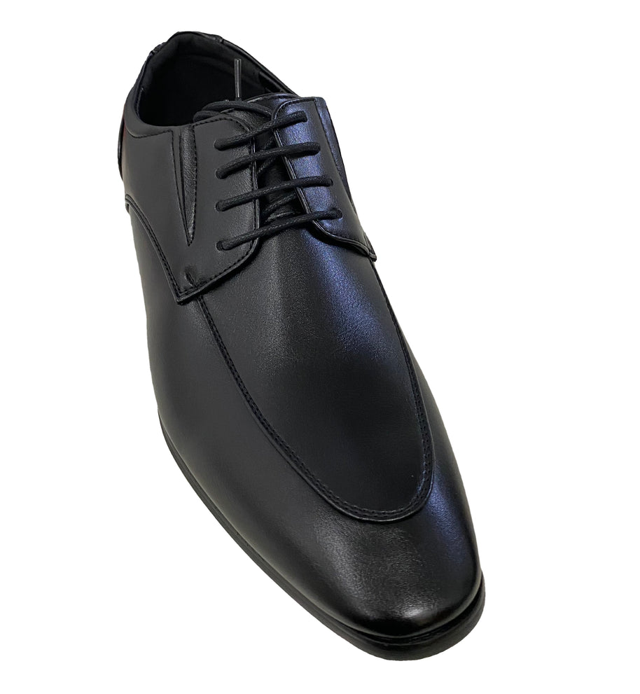 Walgate, Shoes